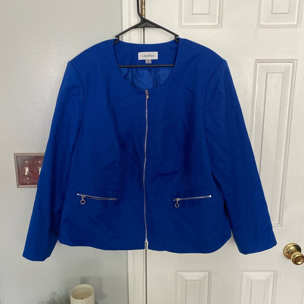 Calvin Klein gently worn blazer